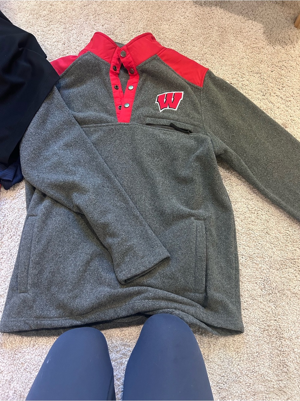 Wisconsin Badgers Gray & Red Pullover Fleece